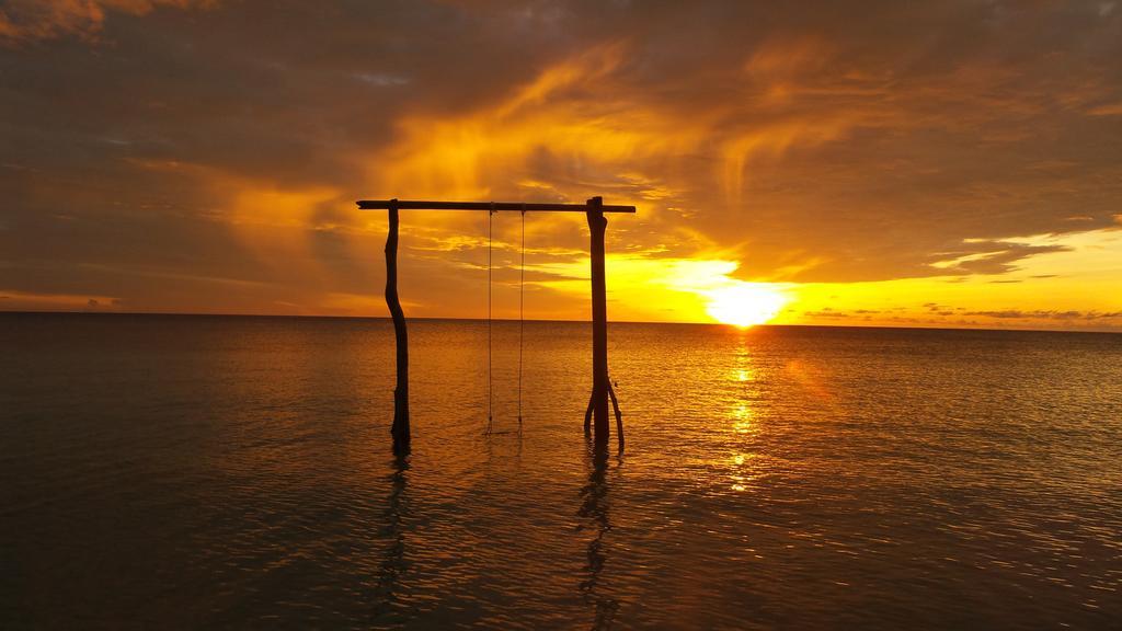 Selayar Eco Resort Padang  Exterior photo